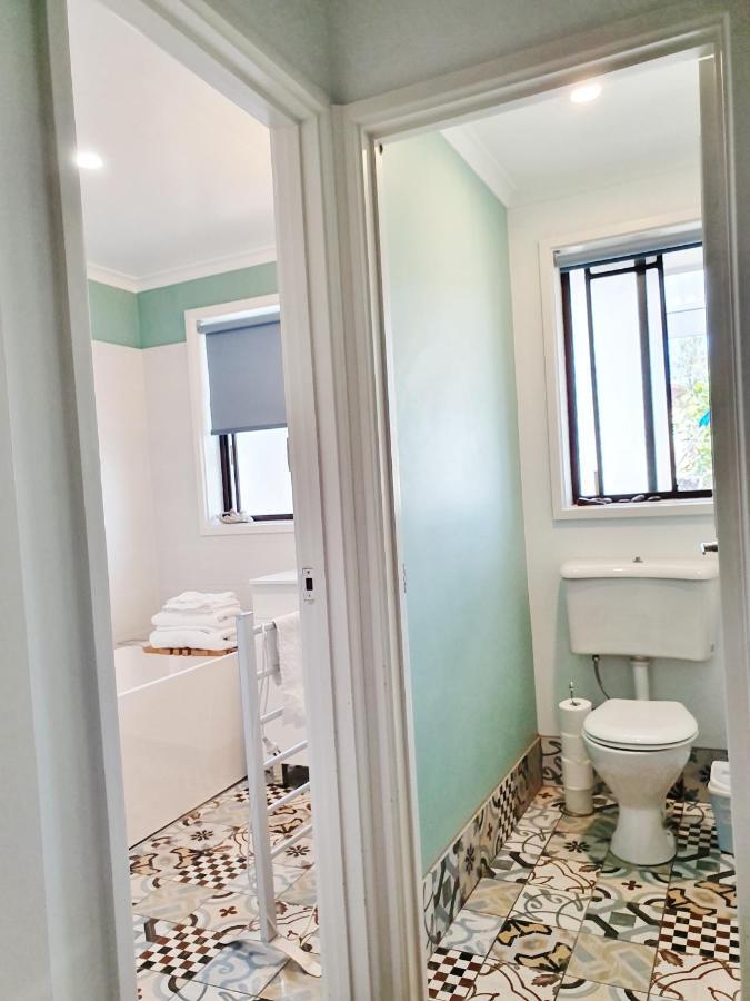 Marazul Best Deal - Stone Bathtub, Wifi, Functional - Mandarins And Lemons When Available Vincentia Luaran gambar
